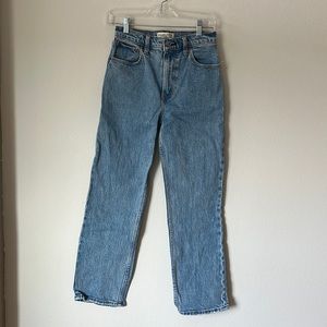 abercrombie 90s straight ultra highrise jeans, 25 XS